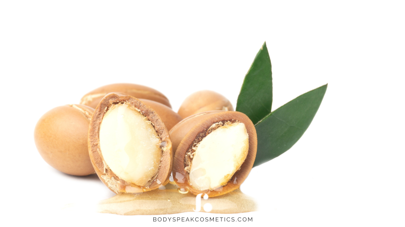 Zo verzorgt BSC nagelriemolie jouw nagels en handen