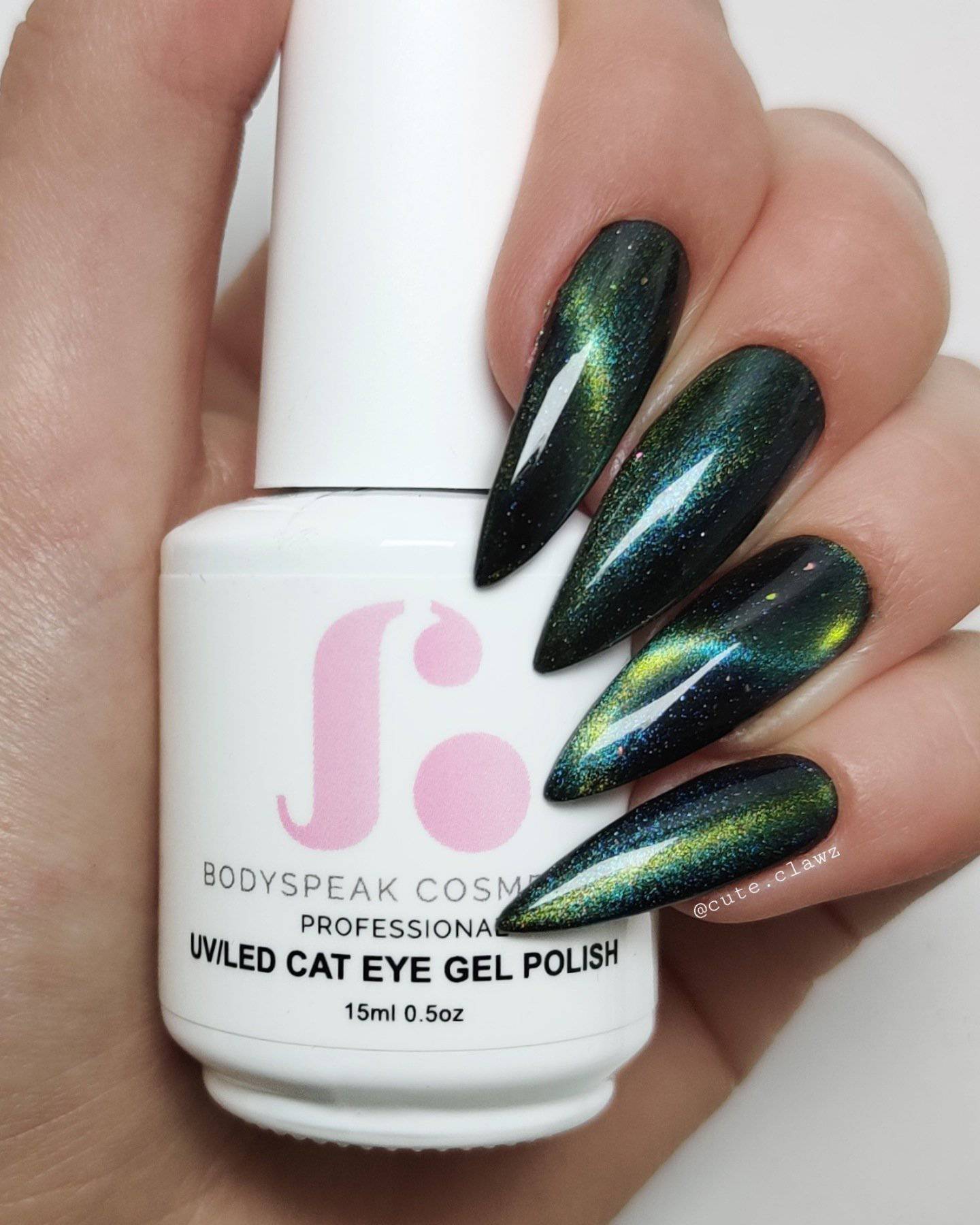 9D Galaxy Cat Eye Gel Polish #104