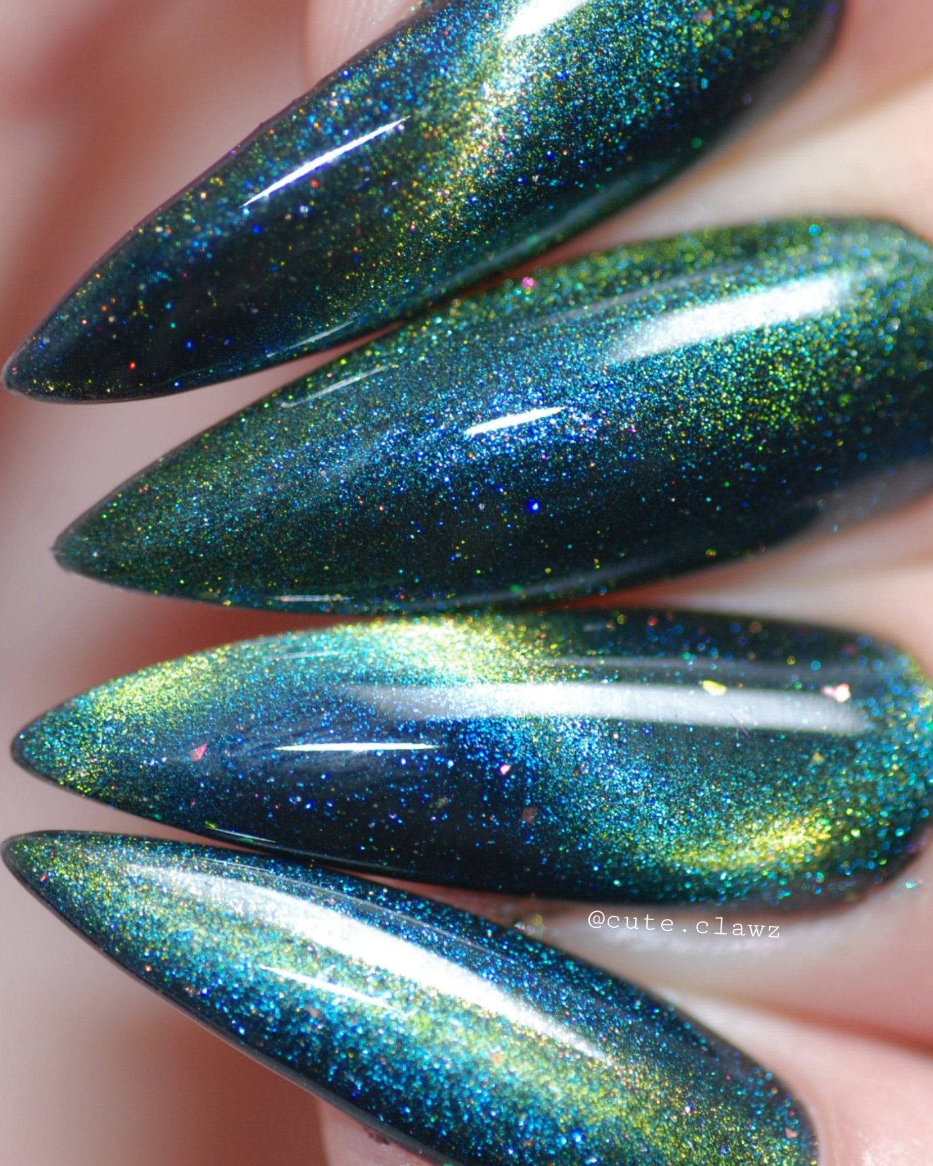 9D Galaxy Cat Eye Gel Polish #104