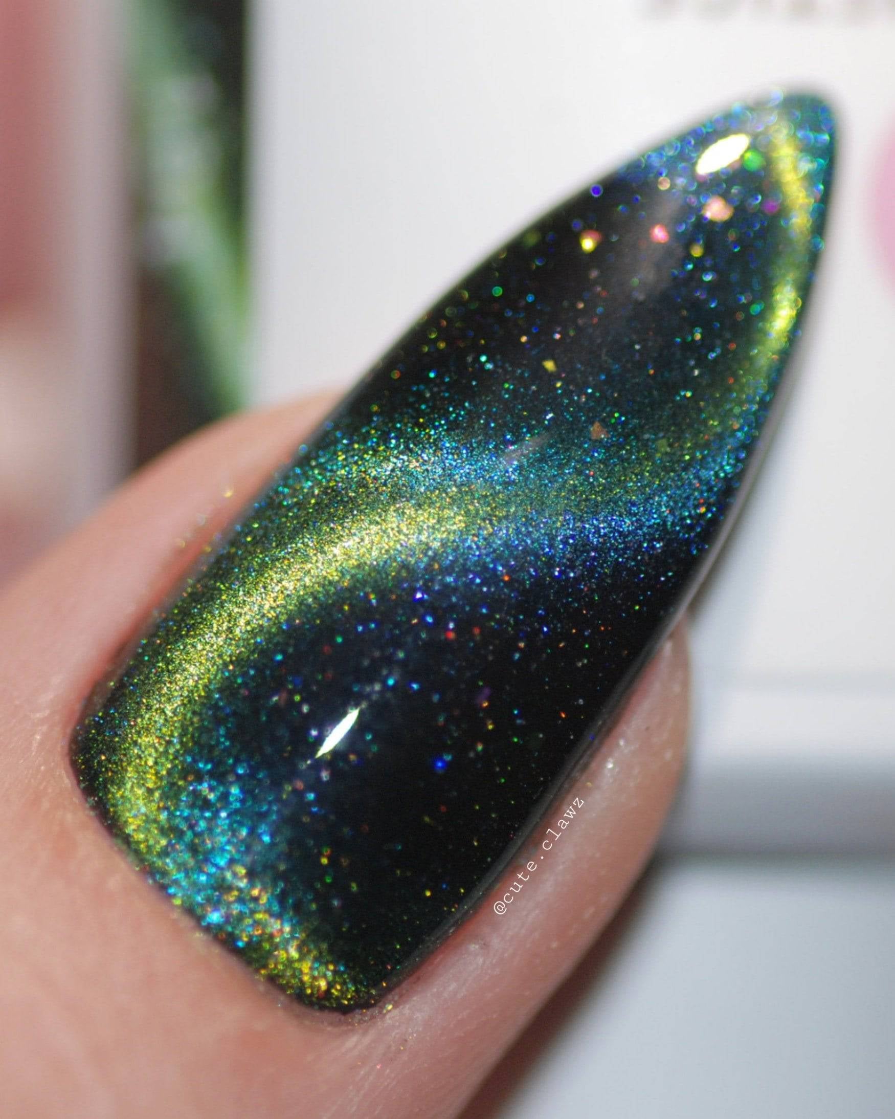 9D Galaxy Cat Eye Gel Polish #104