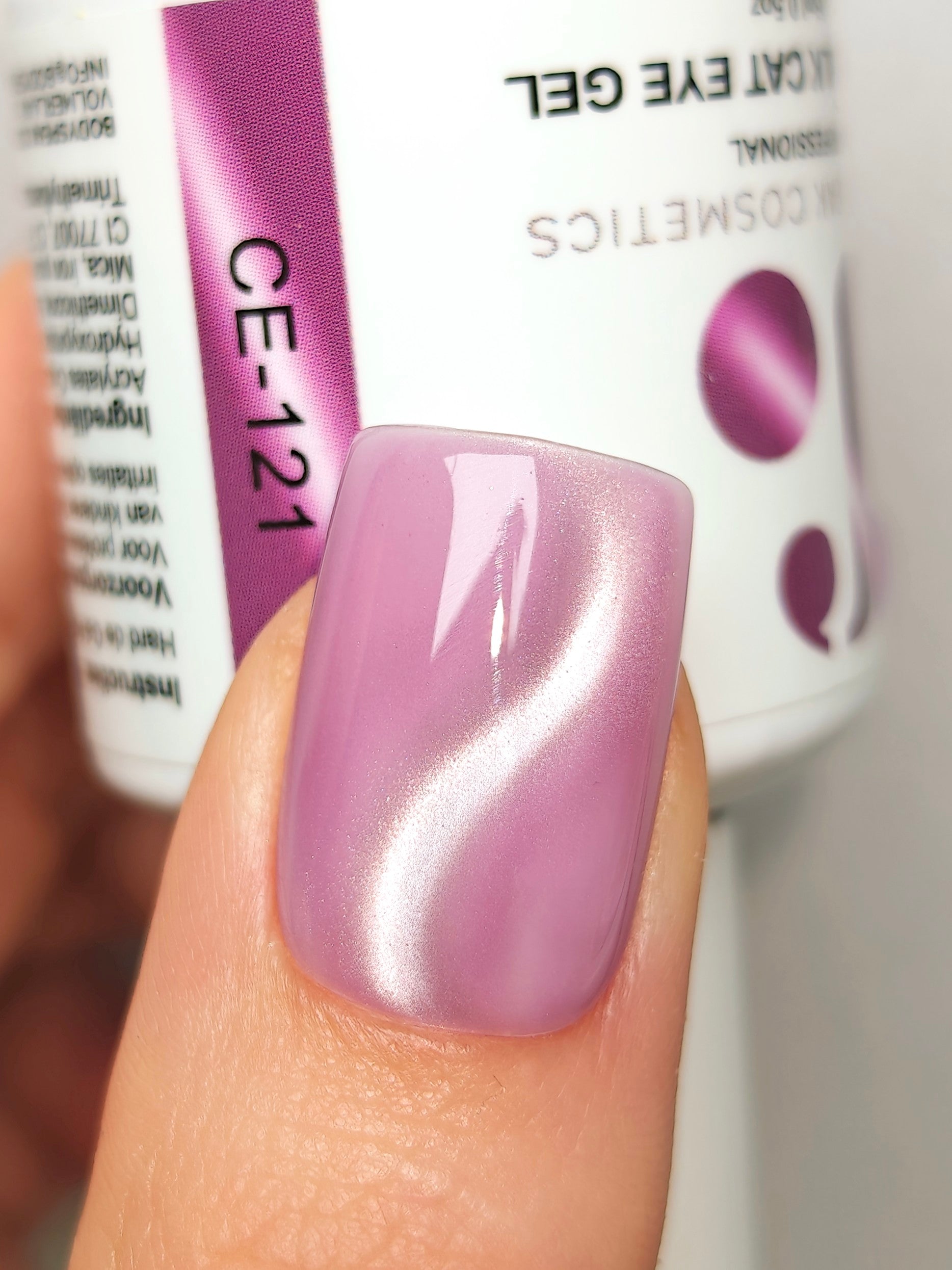 CE-121 | Silk Cat Eye Gel Polish