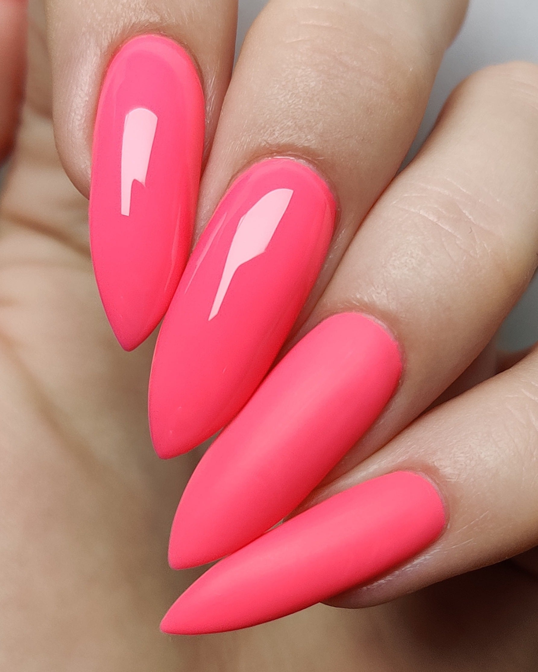 Courteously Pink 114 | UV/LED Gellak