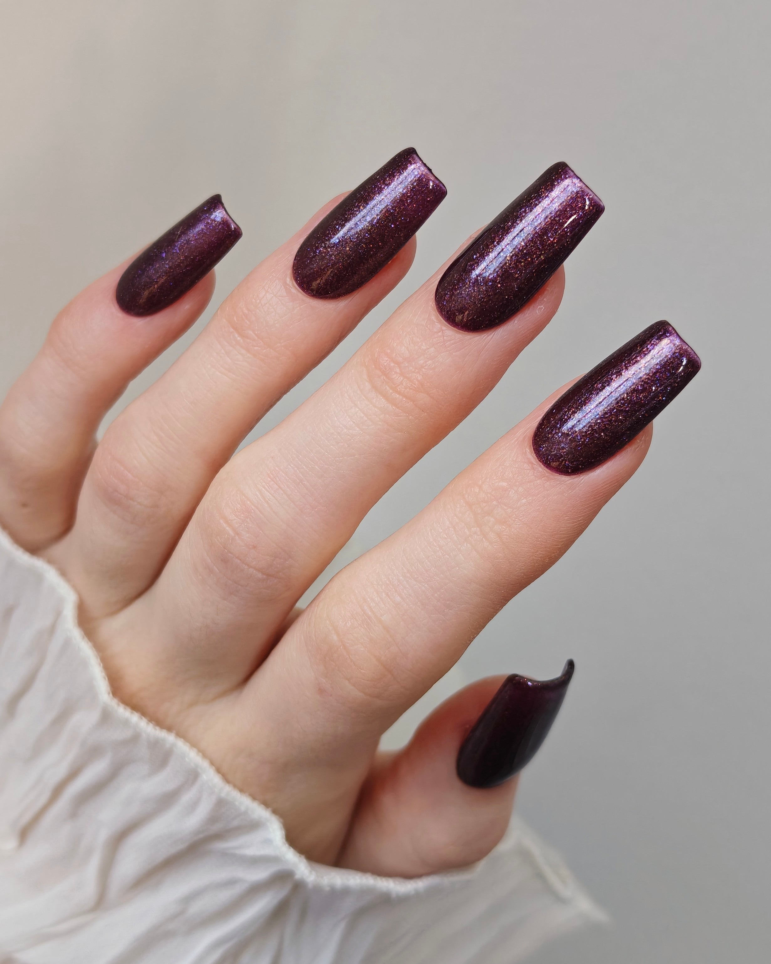 G-010 | UV/LED Glamorous Gel Polish