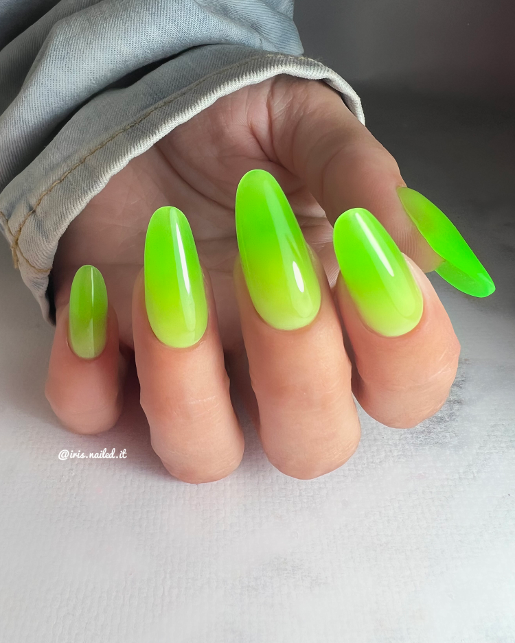Sheer Lime Green | BSC Acryl Gel in tube 30 gram.