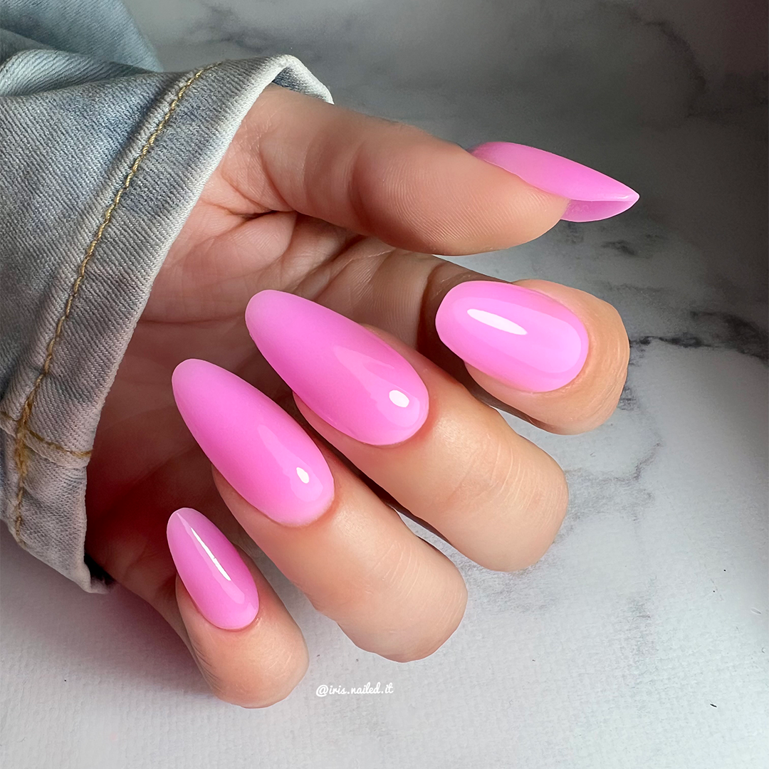 Ultra Pink | BSC Acryl Gel in tube 30 gram.