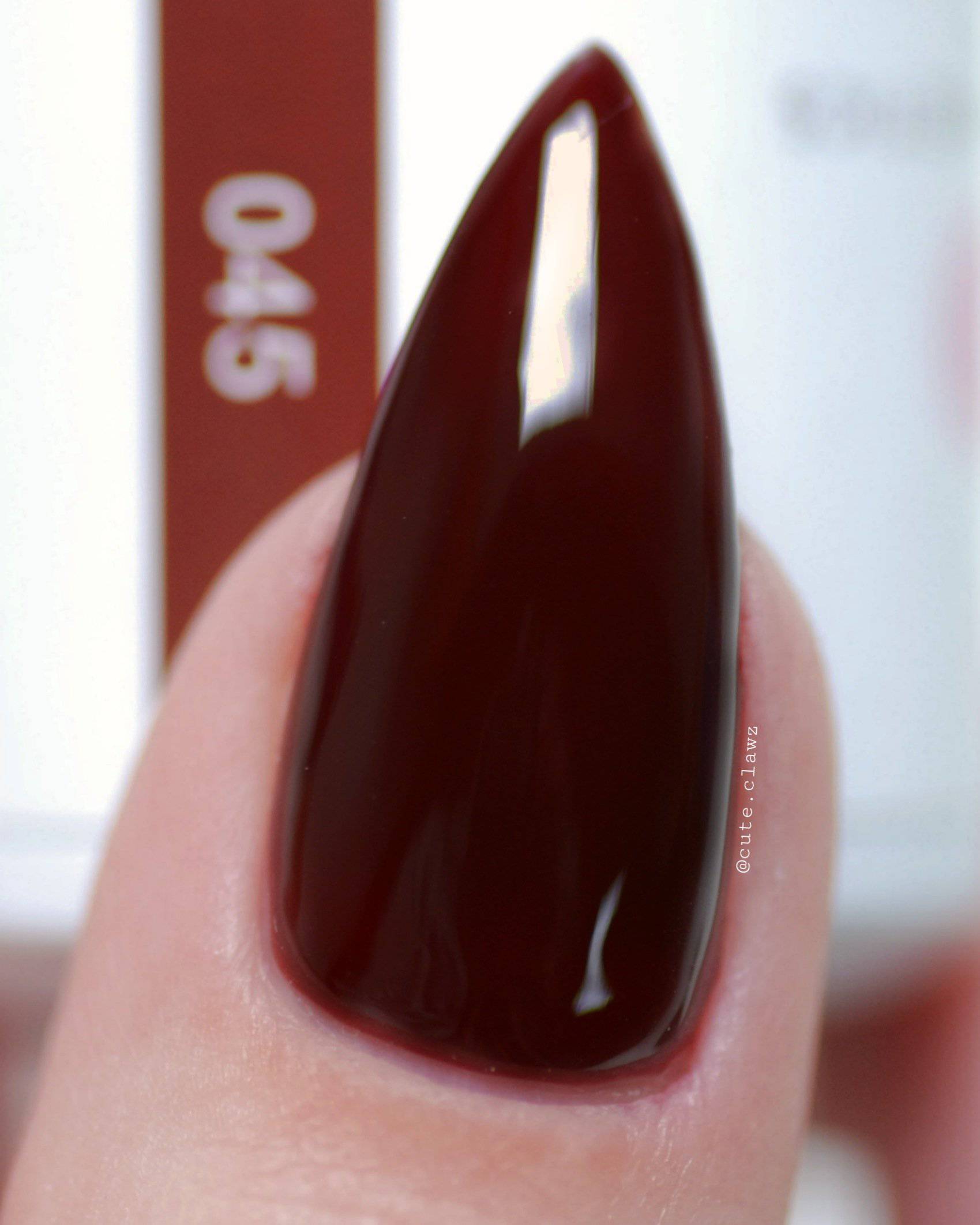 Vigorous Red #045 | UV/LED Gellak