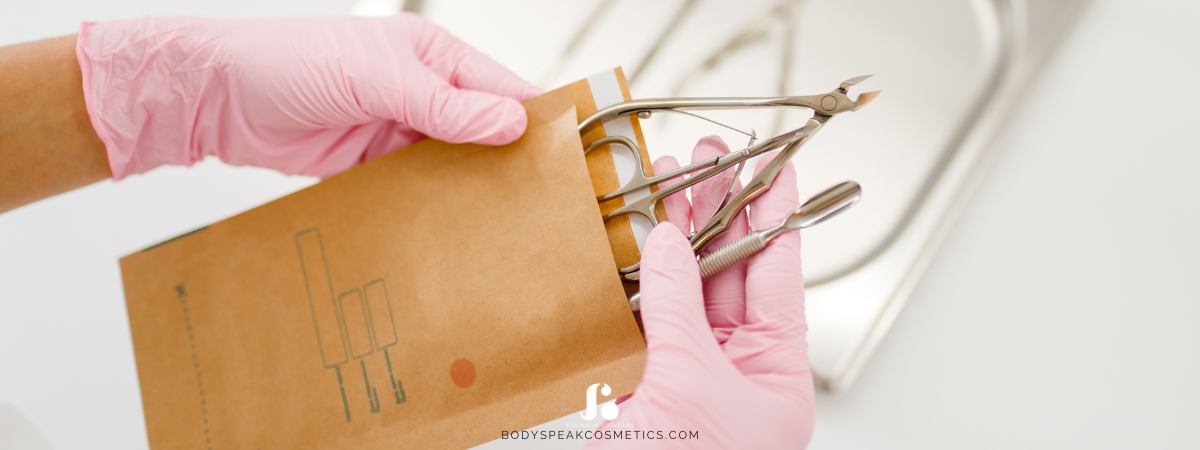 Hygiëne voor Manicure Tools: De 3 Essentiële Stappen