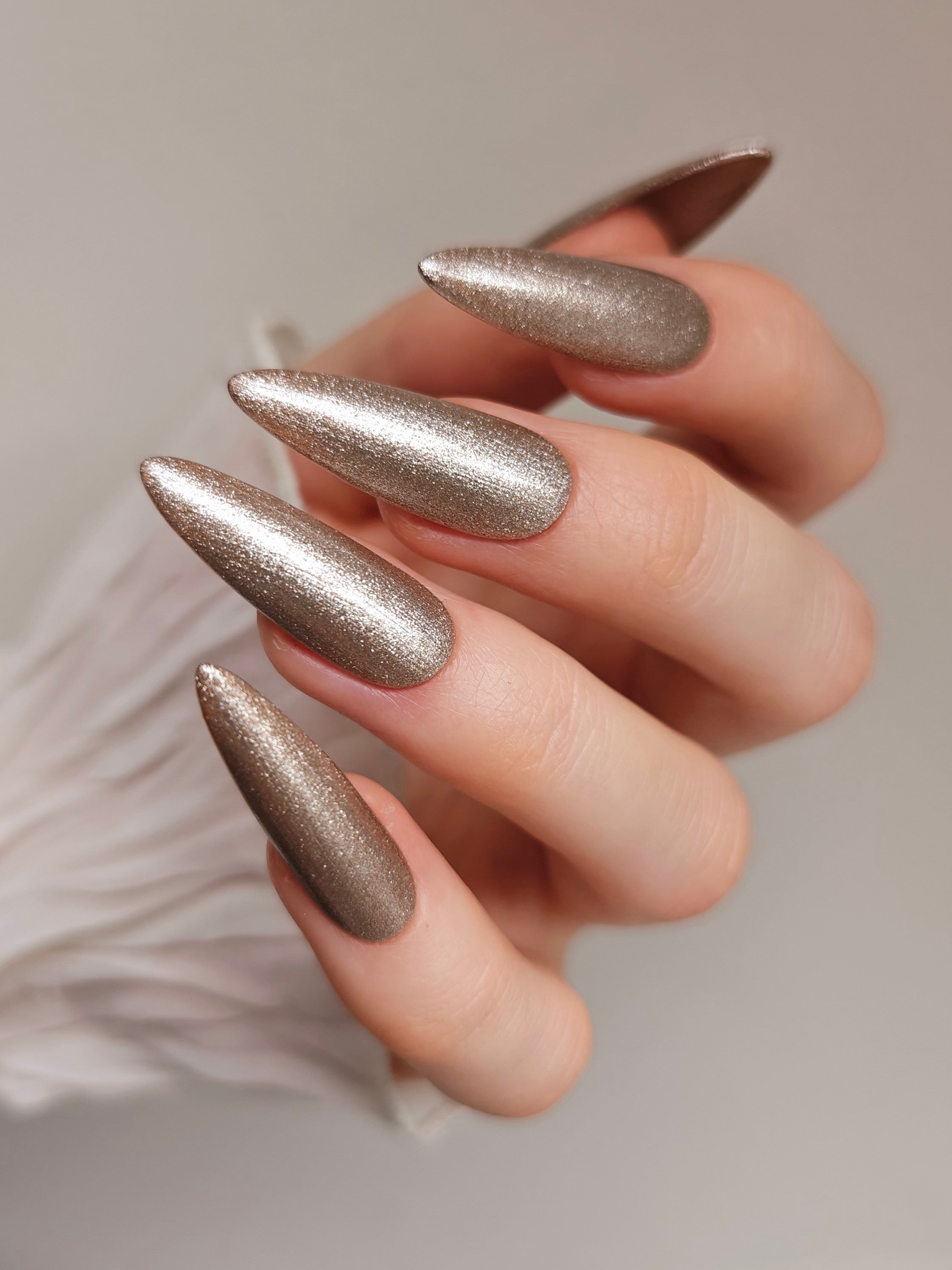 G-002 | UV/LED Glamorous Gel Polish