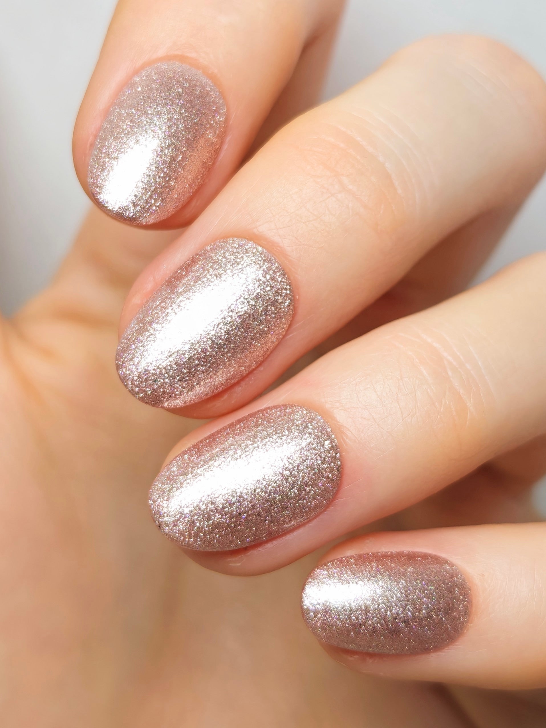 G-004 | UV/LED Glamorous Gel Polish