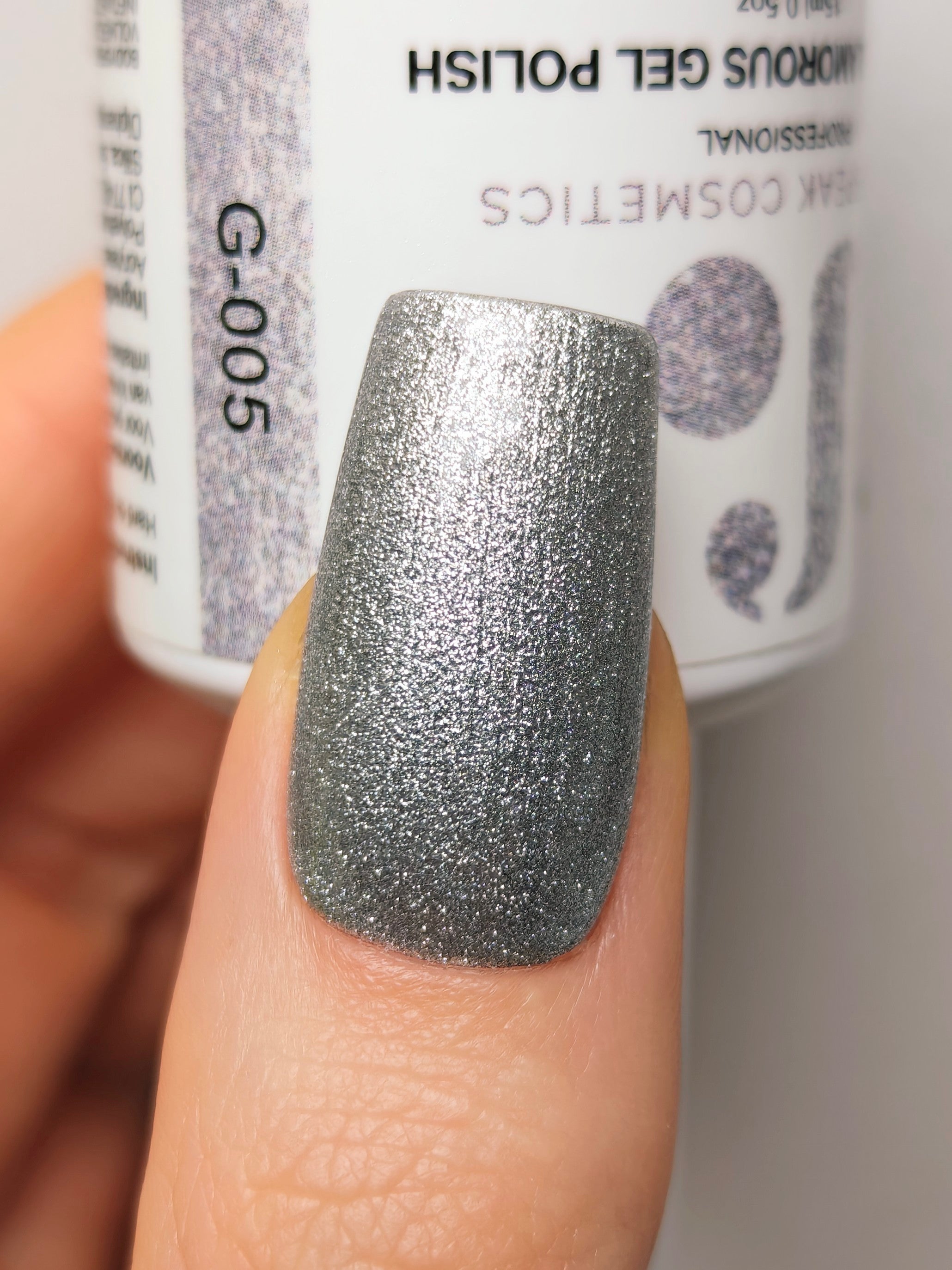 G-005 | UV/LED Glamorous Gel Polish