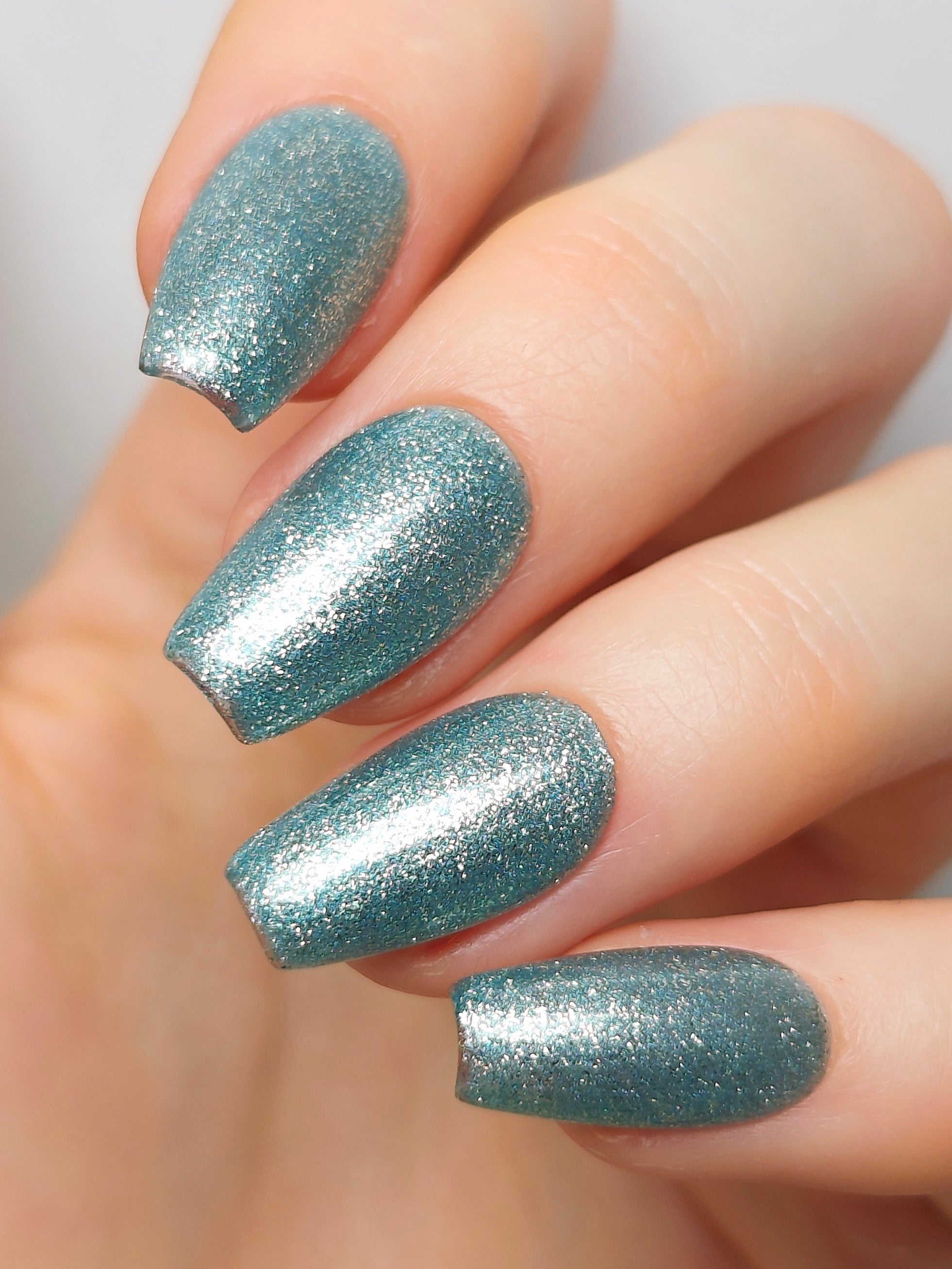 G-009 | UV/LED Glamorous Gel Polish