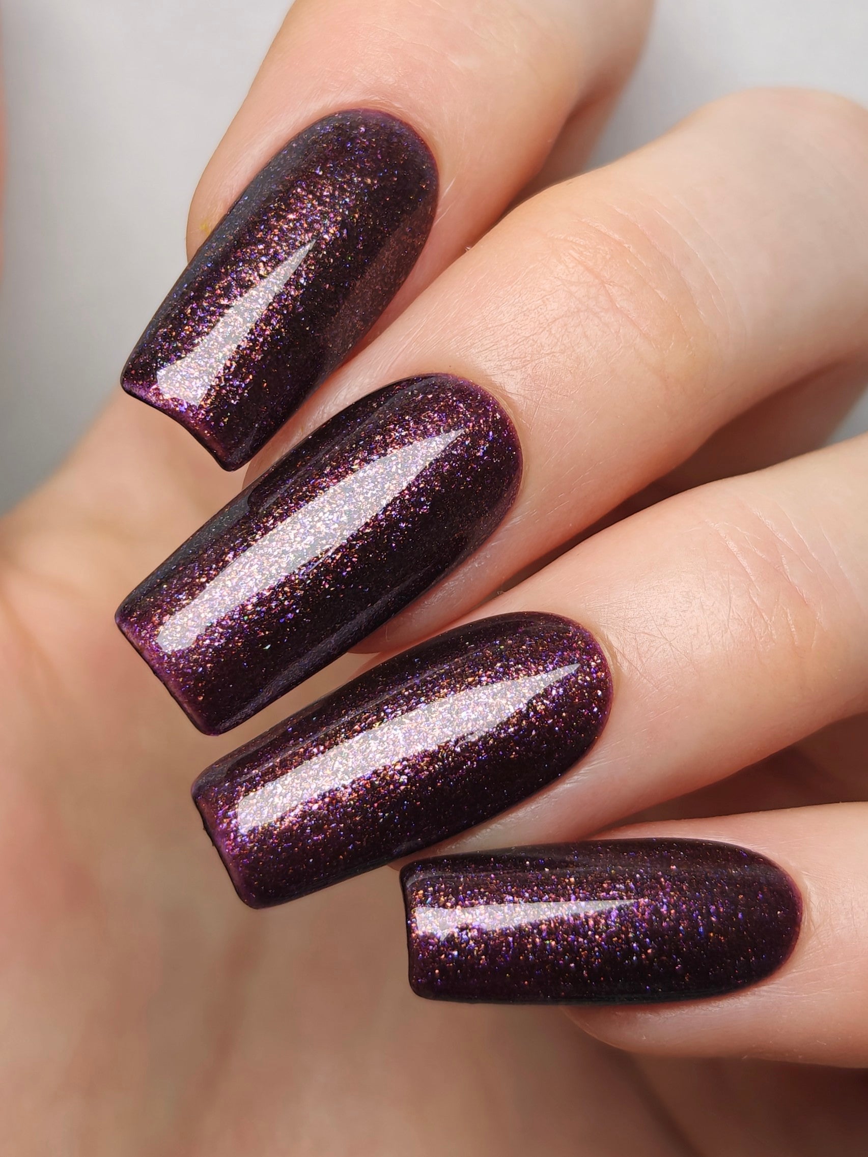 G-010 | UV/LED Glamorous Gel Polish